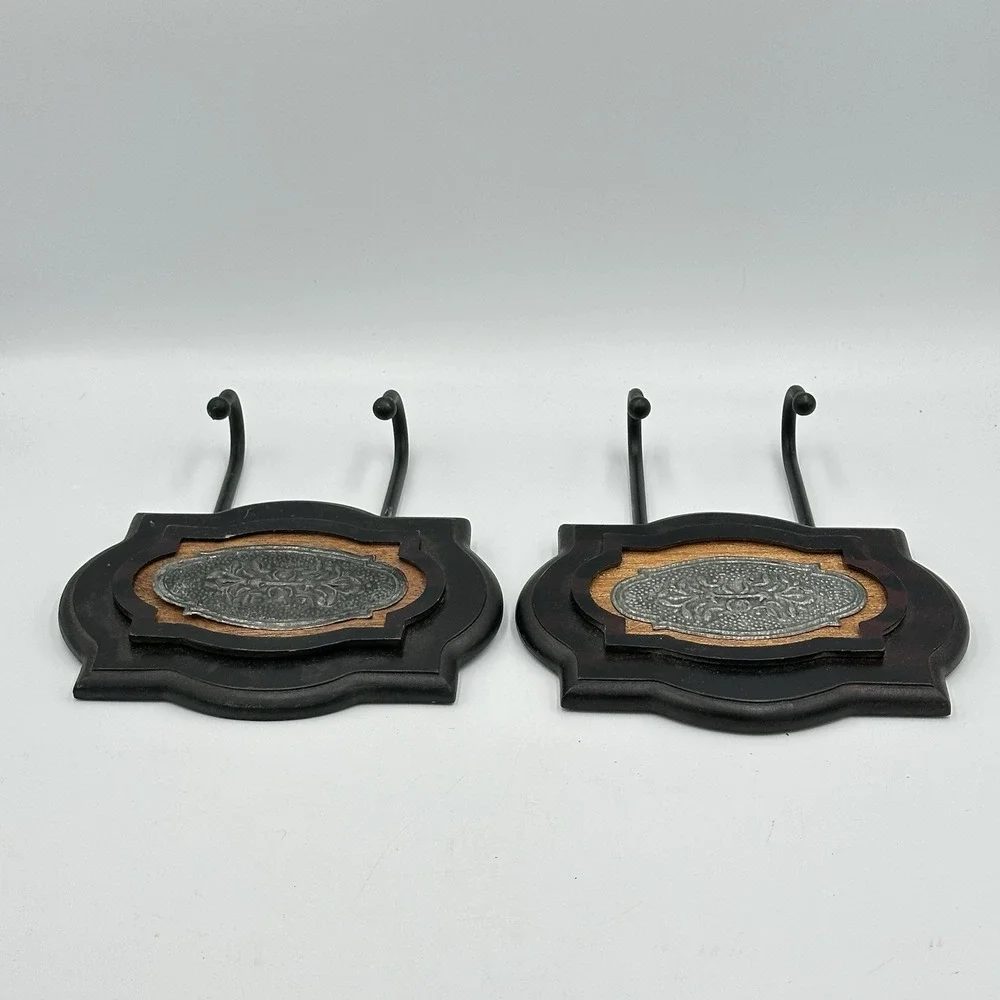 2 VTG Traditional Victorian Gothic Dark Bracket Frames w/Ornate Metal Wall Hooks
